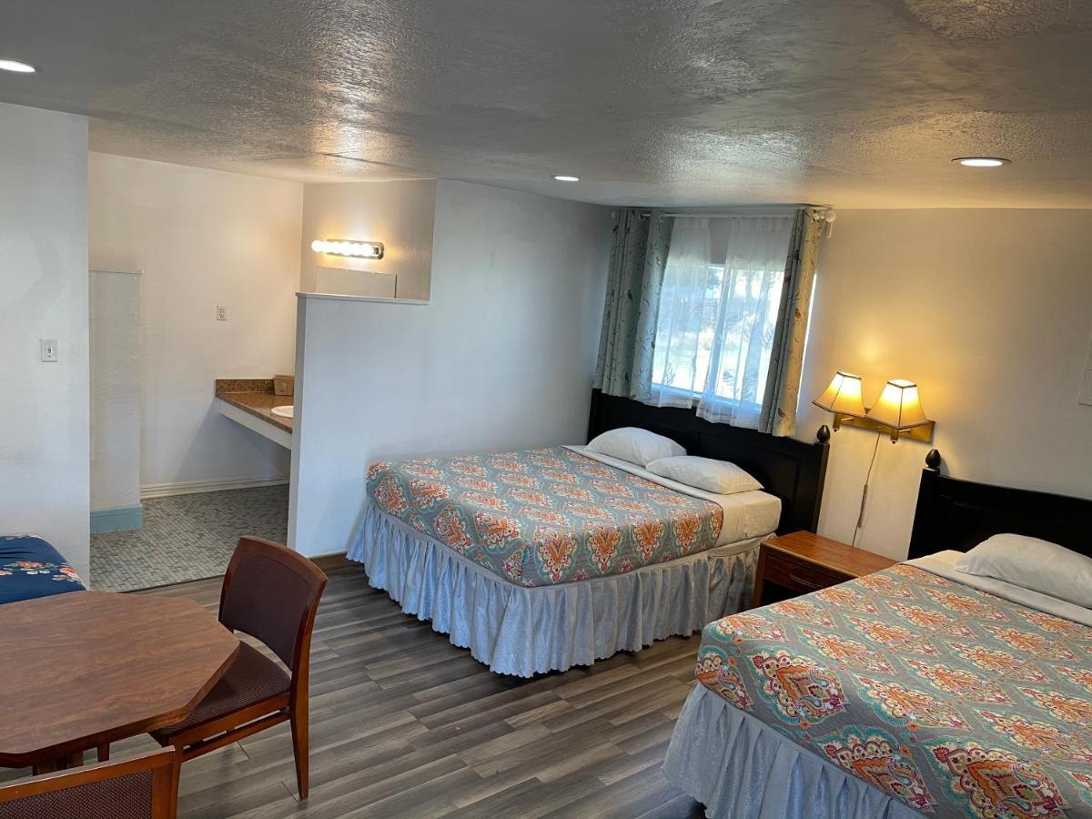 Gilchrist Gulfway Motel And Restaurant מראה חיצוני תמונה